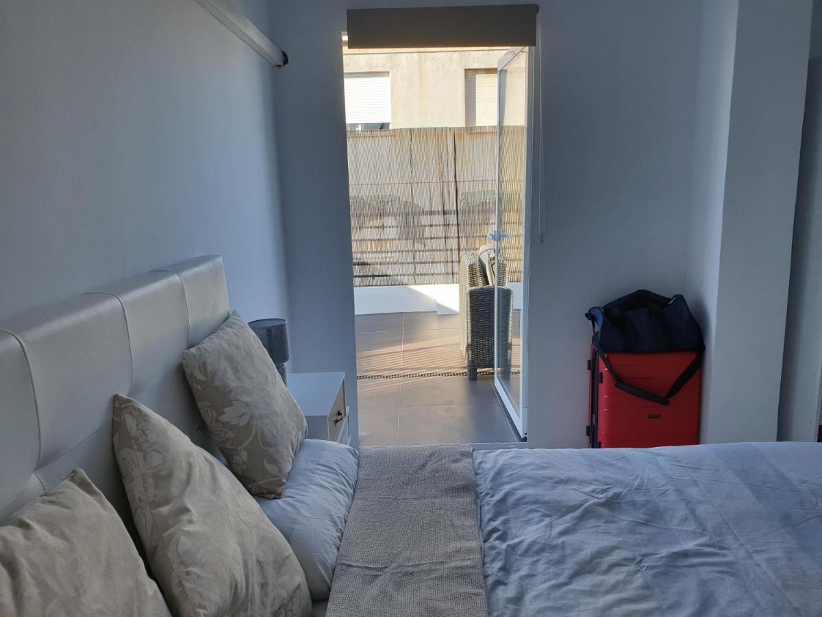 Beachside Apartment In Torrevieja Exterior foto
